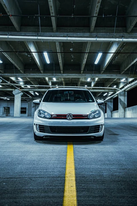 2011 Volkswagen GTI Mk6 - Image 5 of 15