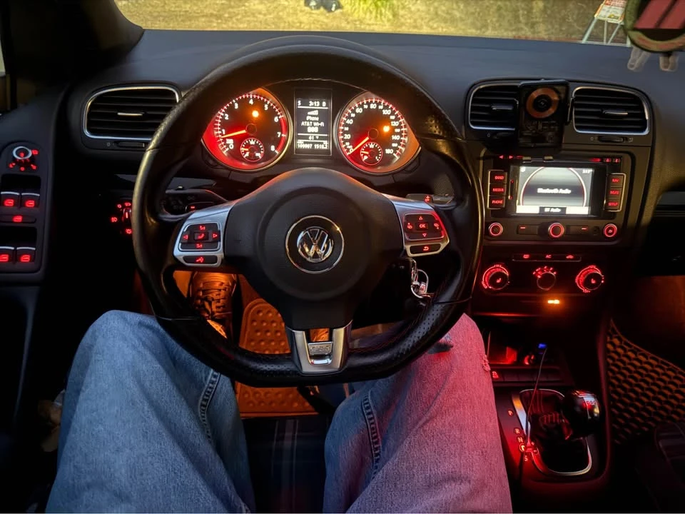 2011 Volkswagen GTI Mk6 - Image 3 of 8