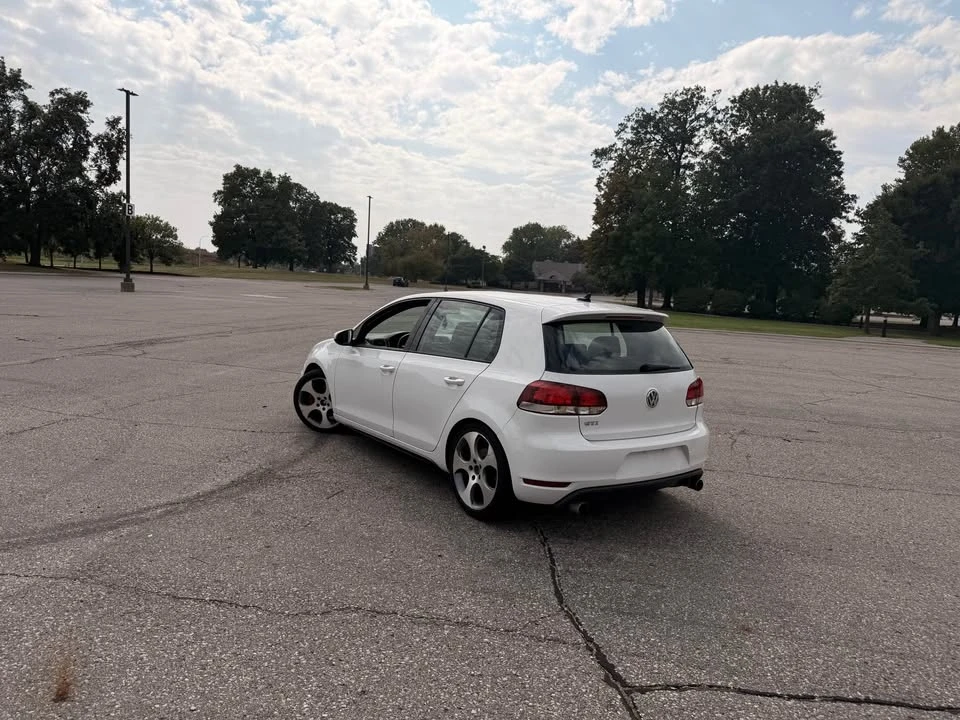 2011 Volkswagen GTI Mk6 - Image 4 of 9