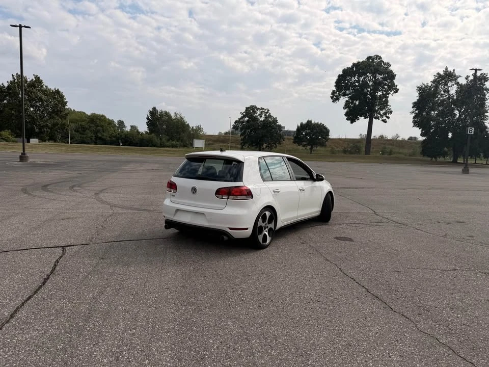 2011 Volkswagen GTI Mk6 - Image 3 of 9