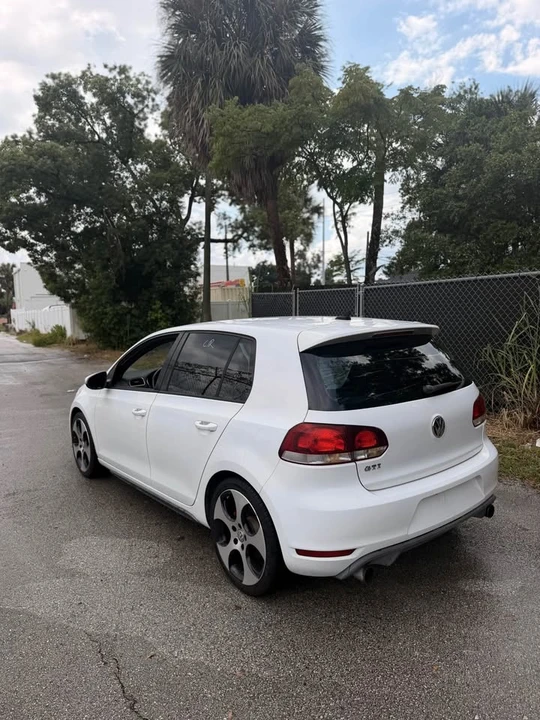 2011 Volkswagen GTI Mk6 - Image 7 of 16