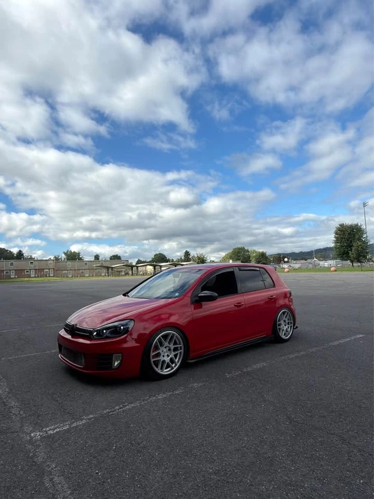 2011 Volkswagen GTI Mk6 - Image 3 of 11