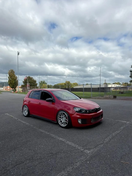 2011 Volkswagen GTI Mk6 - Image 5 of 11