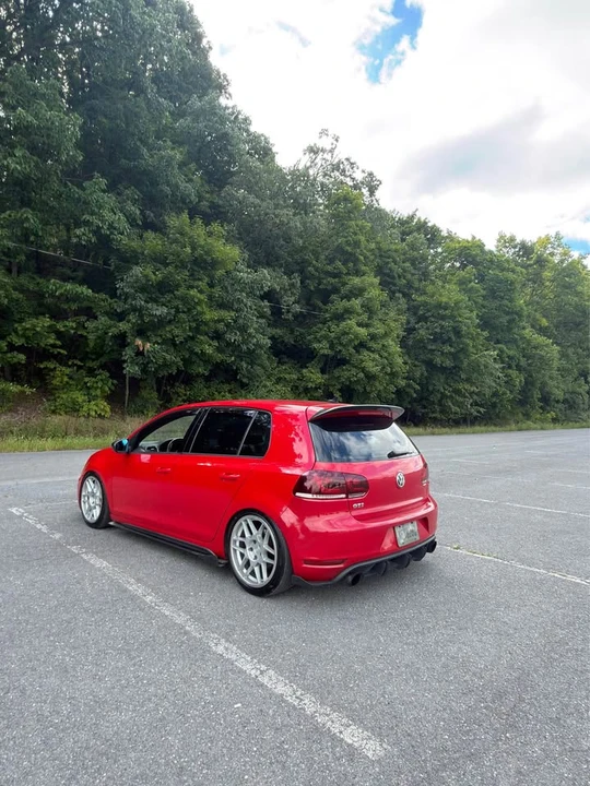 2011 Volkswagen GTI Mk6 - Image 9 of 11