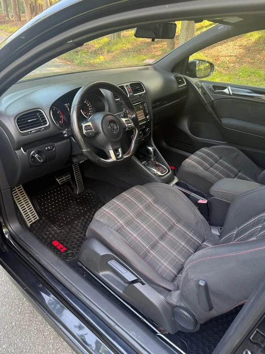2011 Volkswagen GTI Mk6 - Image 8 of 12