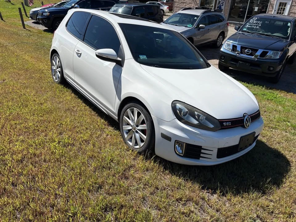 2011 Volkswagen GTI Mk6 - Image 2 of 19