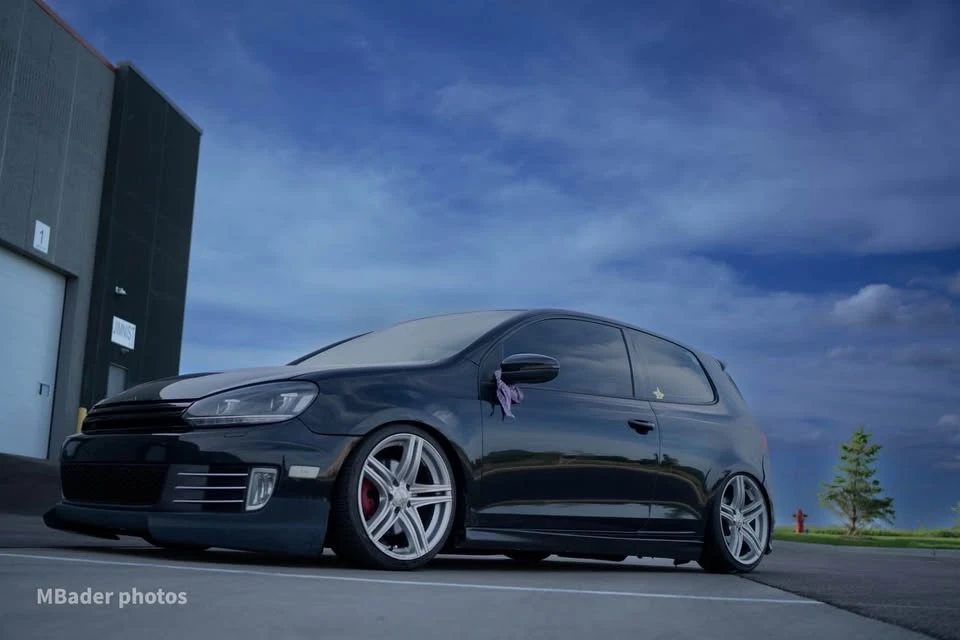 2011 Volkswagen GTI Mk6 - Image 2 of 4