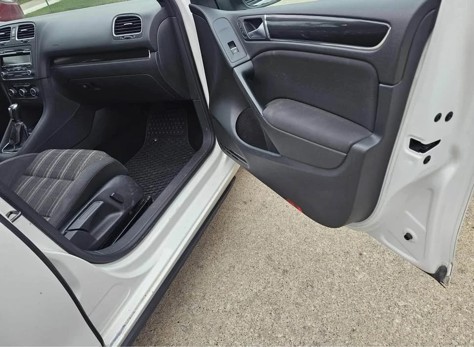 2011 Volkswagen GTI Mk6 - Image 10 of 14