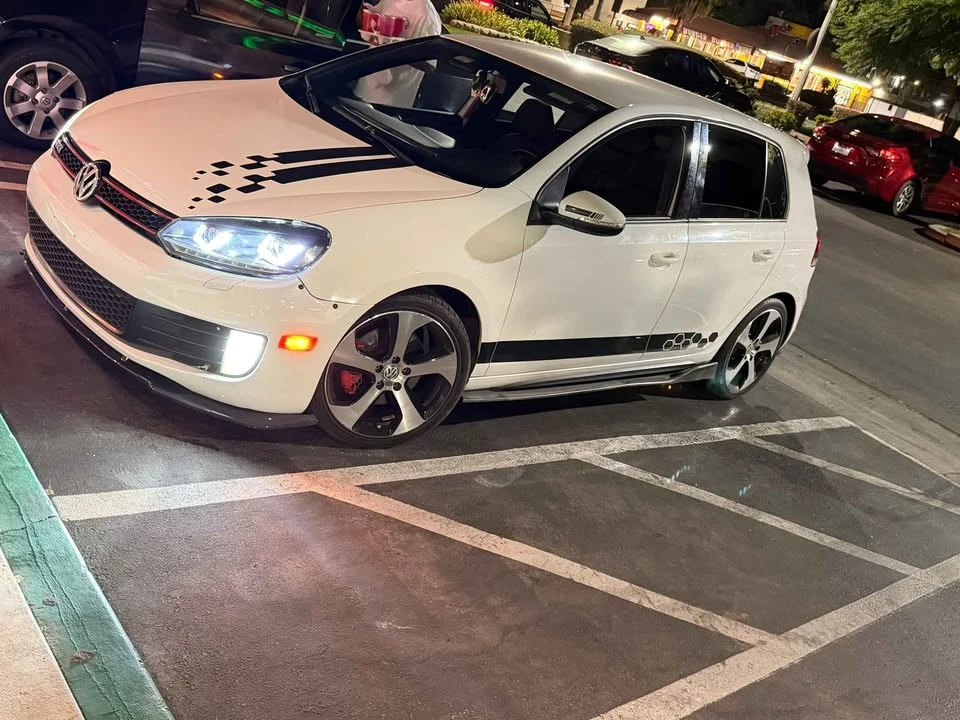 2011 Volkswagen GTI Mk6 - Image 3 of 7