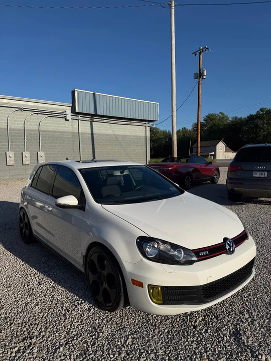 2011 Volkswagen GTI Mk6 - Image 2 of 12