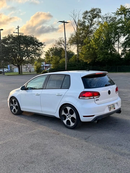 2011 Volkswagen GTI Mk6 - Image 4 of 9