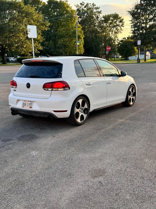 2011 Volkswagen GTI Mk6 - Image 3 of 9