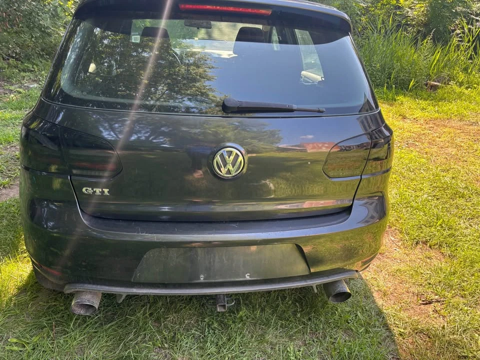 2011 Volkswagen GTI Mk6 - Image 3 of 4