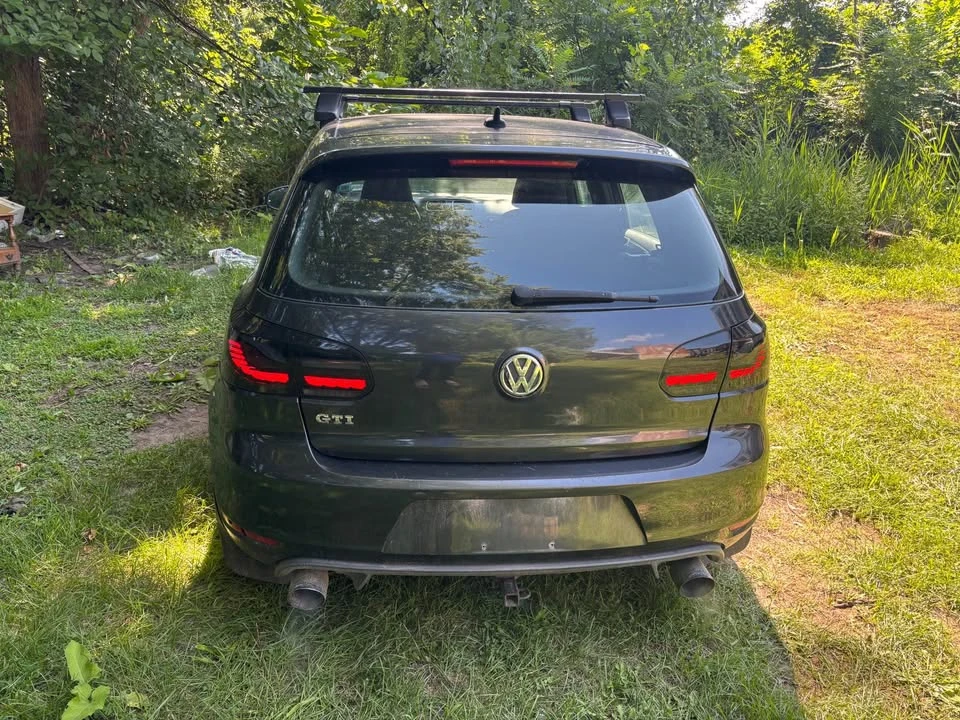 2011 Volkswagen GTI Mk6 - Image 2 of 4