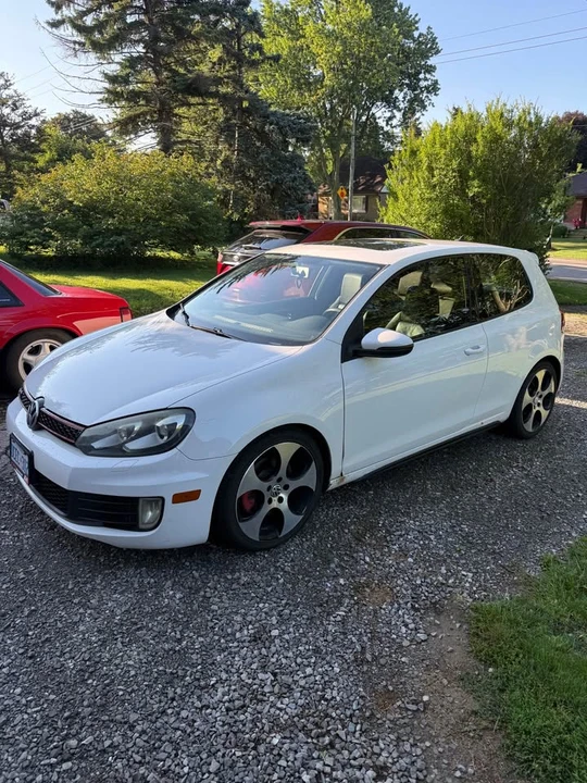 2011 Volkswagen GTI Mk6 - Image 2 of 6