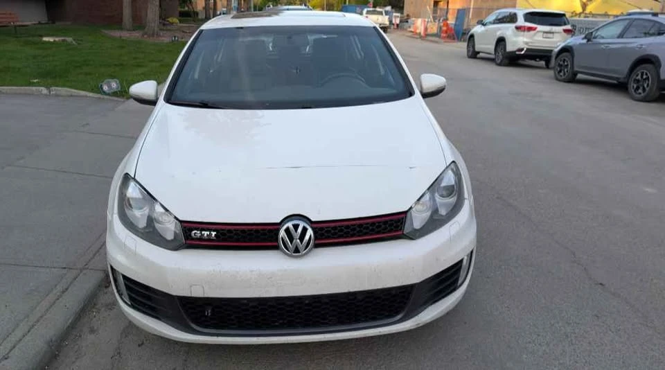 2011 Volkswagen GTI Mk6 - Image 3 of 6