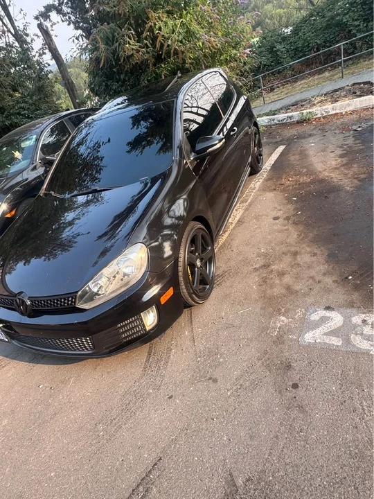 2011 Volkswagen GTI Mk6 - Image 2 of 6