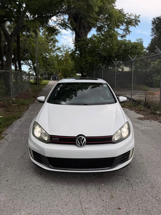 2011 Volkswagen GTI Mk6 - Image 2 of 14