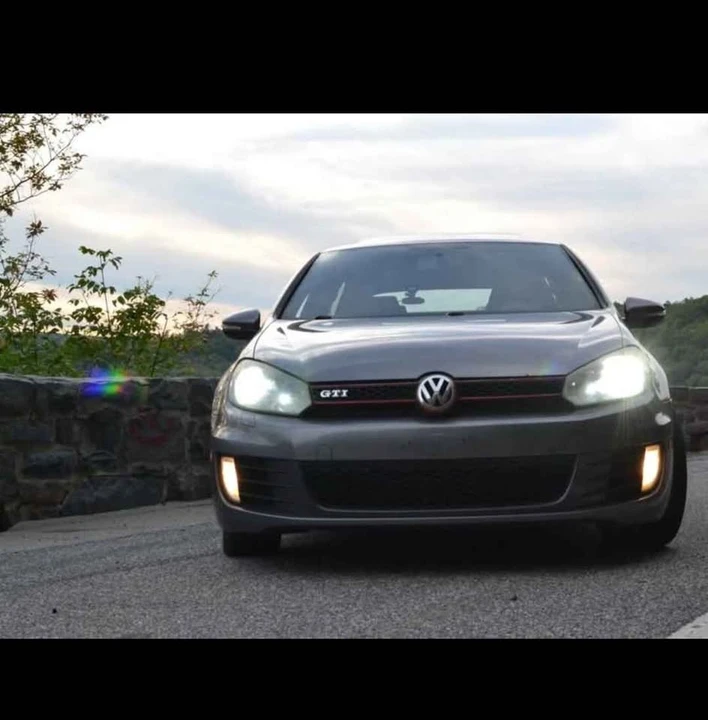 2011 Volkswagen GTI Mk6 - Image 4 of 8