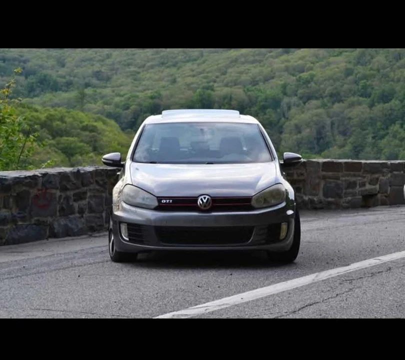 2011 Volkswagen GTI Mk6 - Image 2 of 8