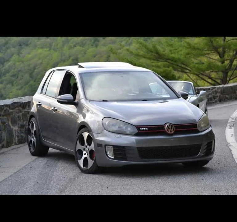 2011 Volkswagen GTI Mk6 - Image 3 of 8