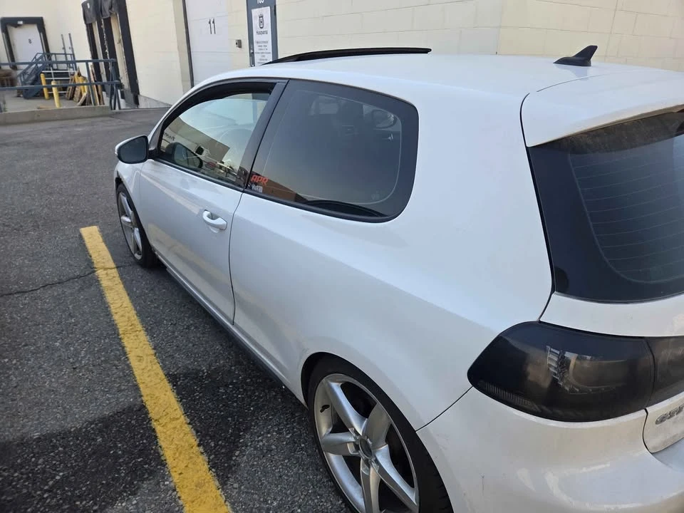 2011 Volkswagen GTI Mk6 - Image 3 of 4