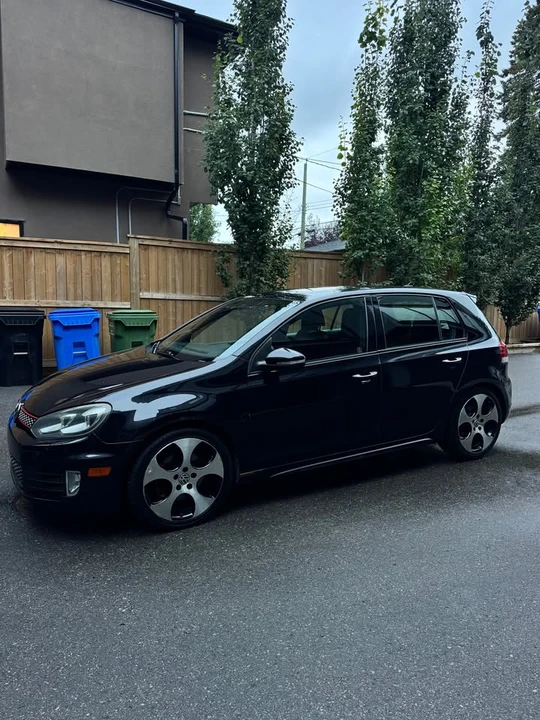 2011 Volkswagen GTI Mk6 - Image 6 of 7