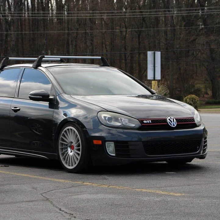 2011 Volkswagen GTI Mk6 - Image 2 of 2