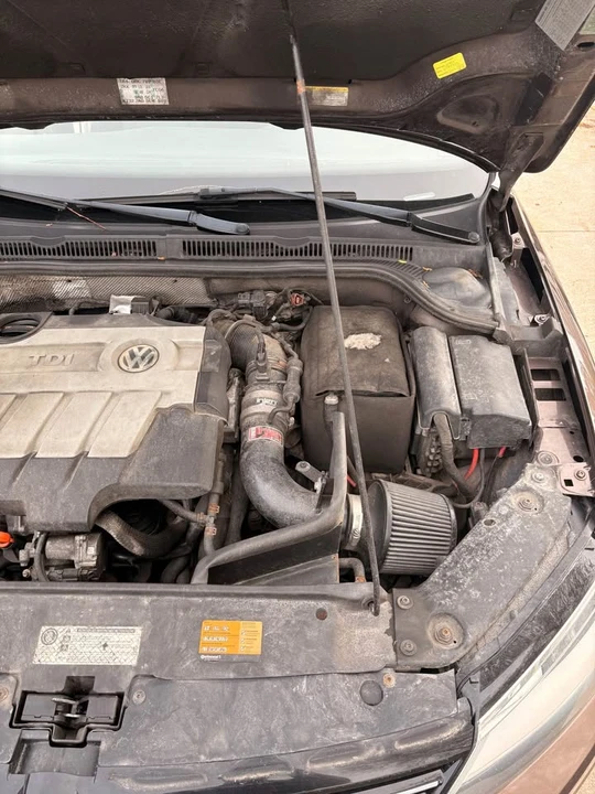 2011 Volkswagen Jetta - Image 9 of 12