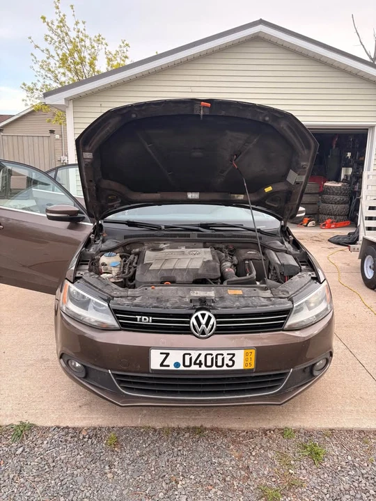 2011 Volkswagen Jetta - Image 8 of 12