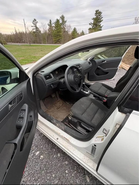 2011 Volkswagen Jetta - Image 8 of 8