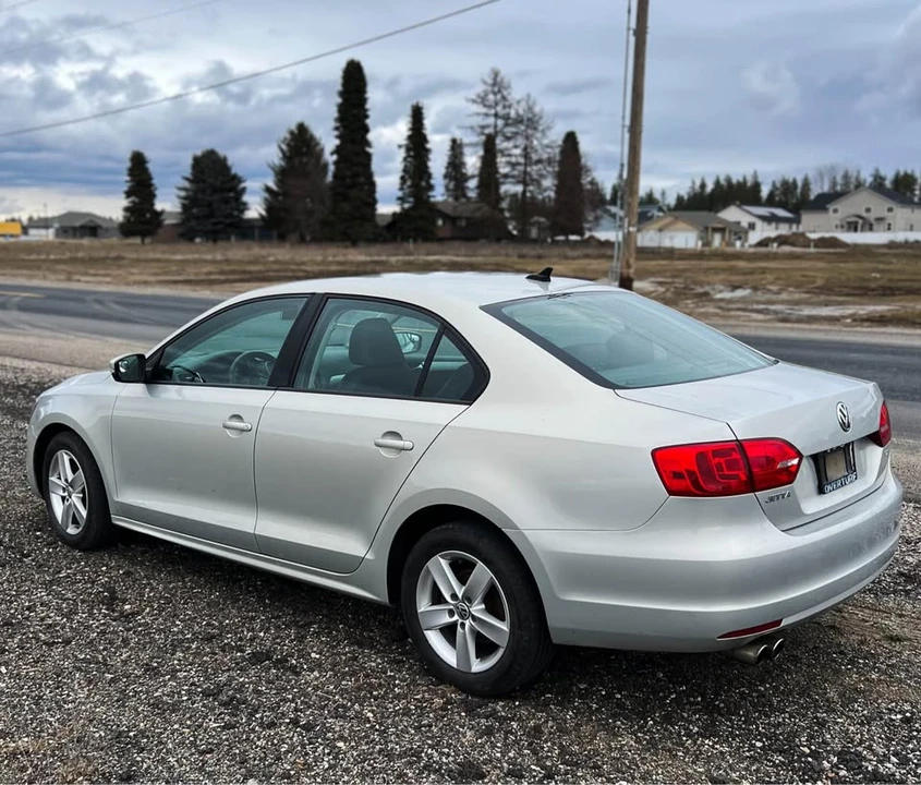 2011 Volkswagen A6 Jetta - Image 3 of 7
