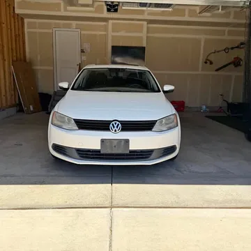 2011 Volkswagen Jetta 2.0L TDI S Sedan 4D
