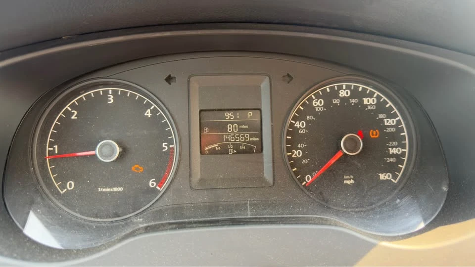 2011 Volkswagen A5 Jetta - Image 11 of 11