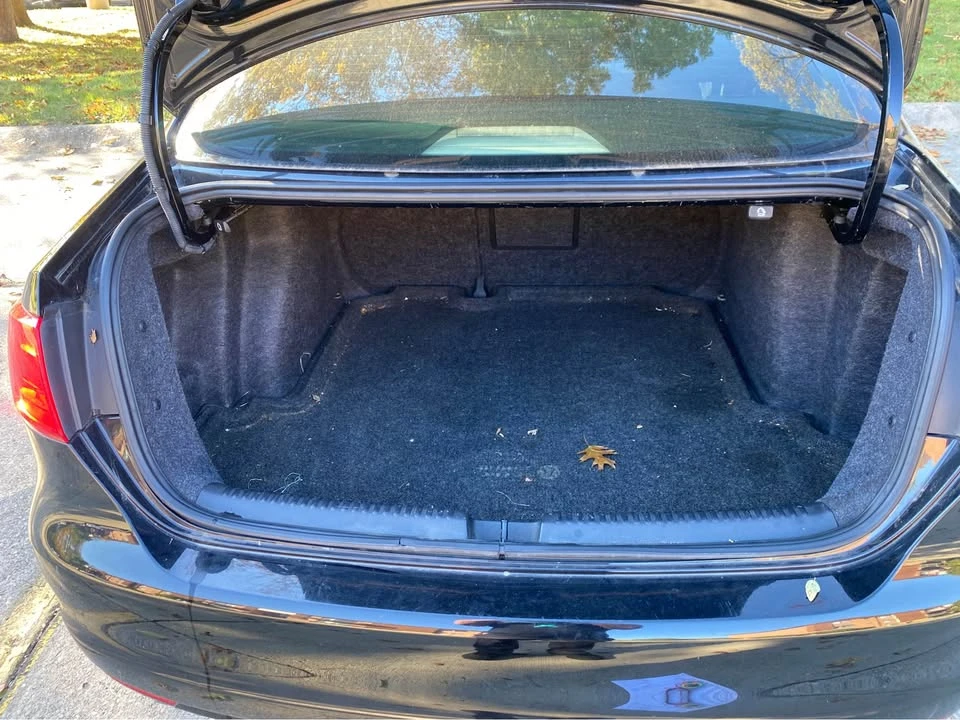2011 Volkswagen A6 Jetta - Image 14 of 14