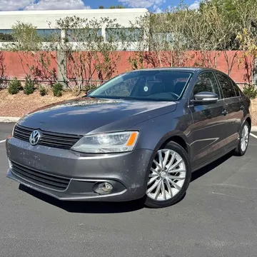 2011 Volkswagen Jetta 2.5L SEL Premium Sedan 4D