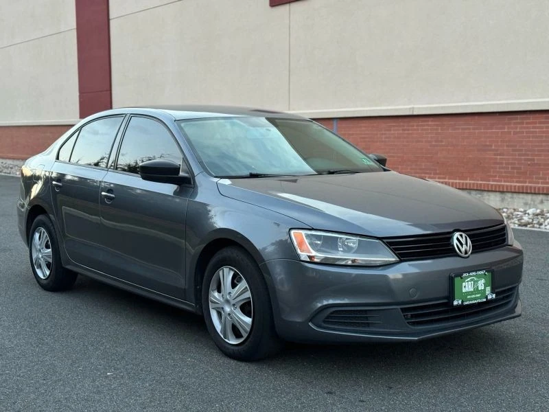 2011 Volkswagen A6 Jetta - Image 5 of 12