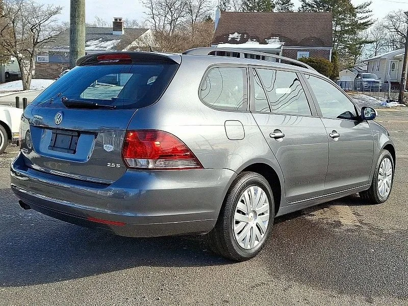 2011 Volkswagen A6 Jetta - Image 7 of 12