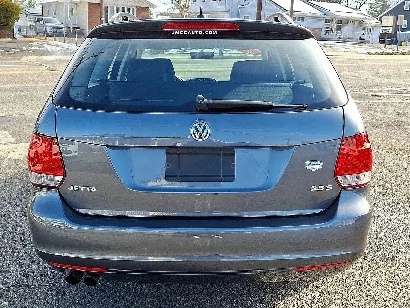 2011 Volkswagen A6 Jetta - Image 6 of 12