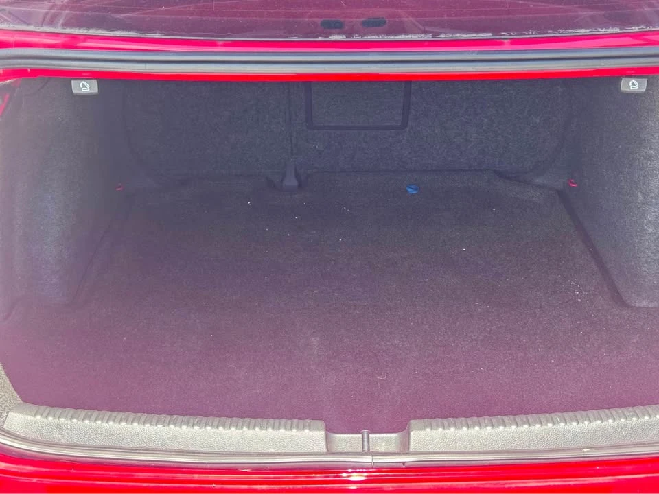 2011 Volkswagen A5 Jetta - Image 8 of 8