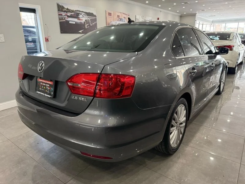 2011 Volkswagen A6 Jetta - Image 5 of 12