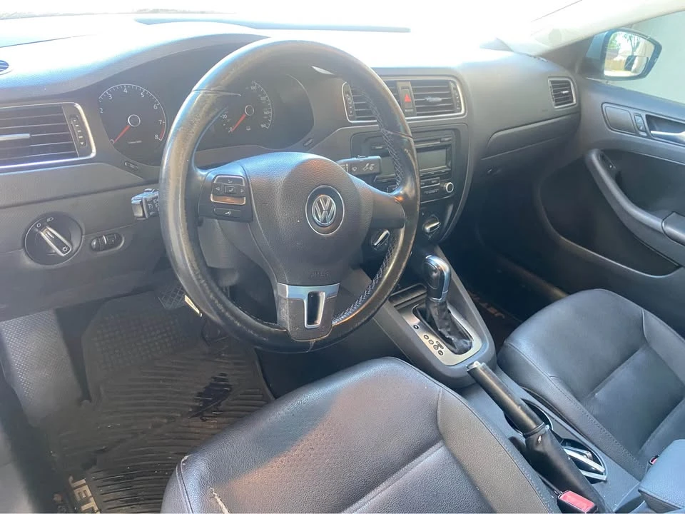 2011 Volkswagen A6 Jetta - Image 9 of 9
