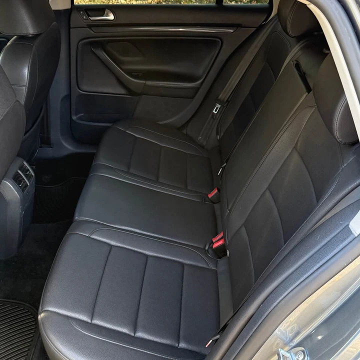 2011 Volkswagen A5 Jetta - Image 9 of 14