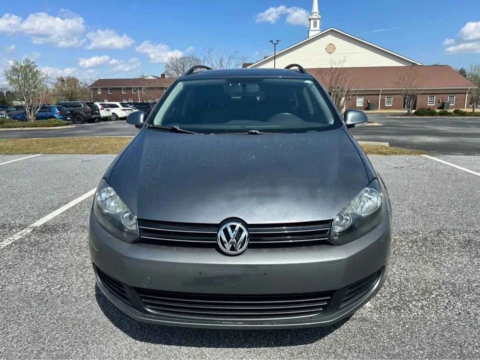 2011 Volkswagen A5 Jetta - Image 2 of 13