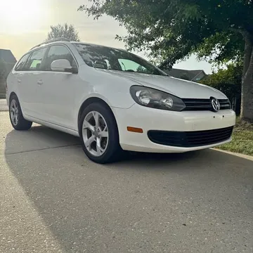 2011 Volkswagen Jetta SportWagen 2.0L TDI Sport Wagon 4D