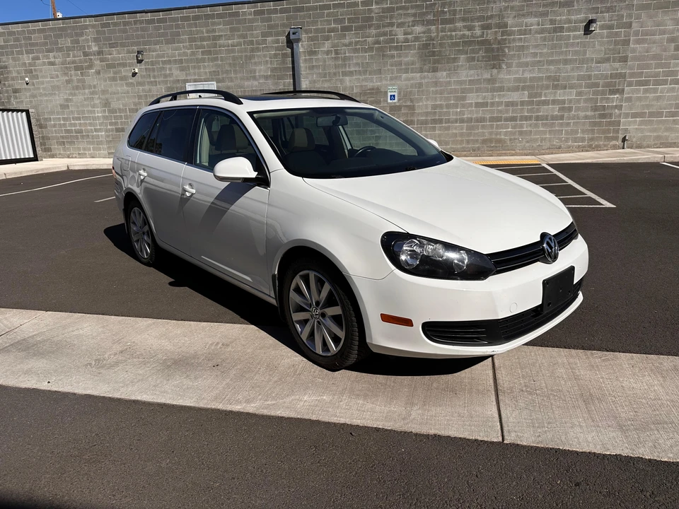 2011 Volkswagen A6 Jetta - Image 16 of 31