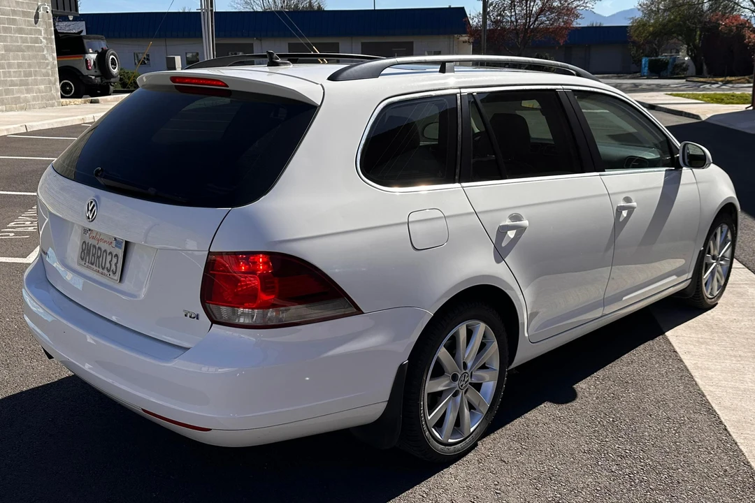 2011 Volkswagen A6 Jetta - Image 4 of 31