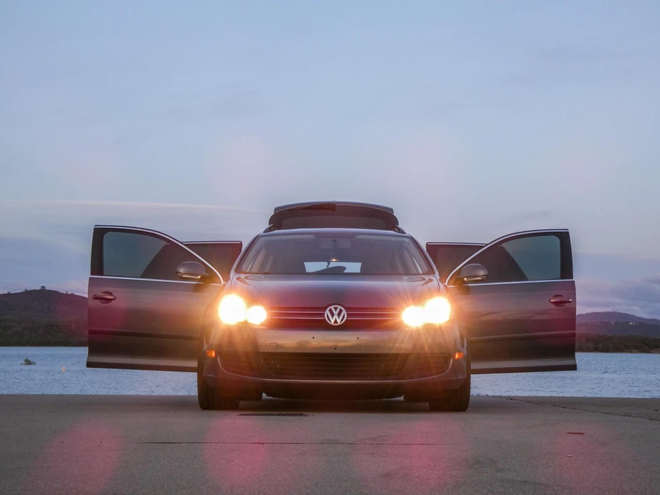 2011 Volkswagen A6 Jetta - Image 23 of 31
