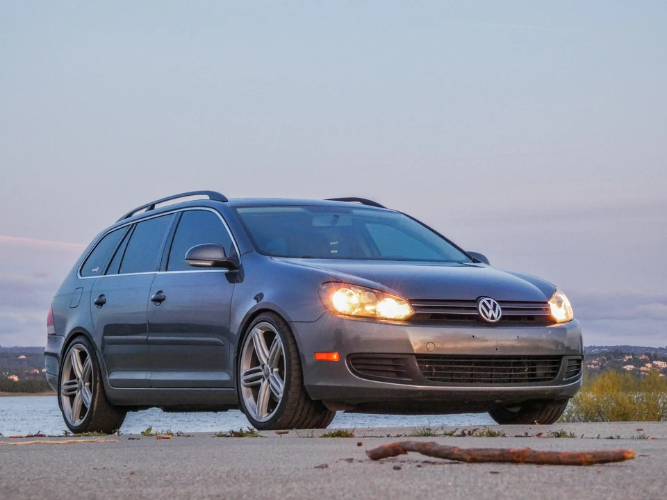 2011 Volkswagen A6 Jetta - Image 15 of 31
