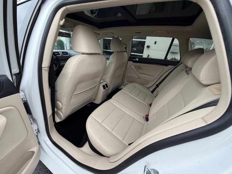 2011 Volkswagen A5 Jetta - Image 11 of 18